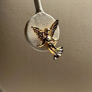 Angel Pin 👼